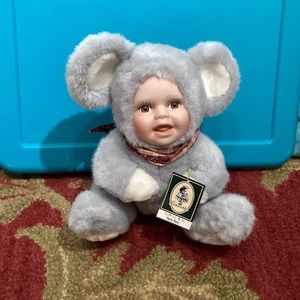 Geppeddo porcelain face mouse